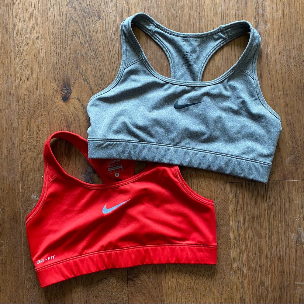(2) Medium Nike Sports Bras